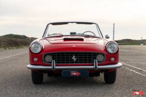 Image 4/38 of Ferrari 250 GT Cabriolet Pininfarina (1961)
