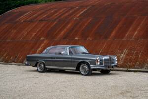 Image 6/37 of Mercedes-Benz 280 SE 3,5 (1970)