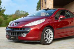 Image 15/50 of Peugeot 207 CC 1.6 VTi (2008)