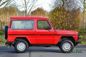 Image 6/50 of Mercedes-Benz 200 GE (SWB) (1987)