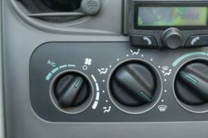 Imagen 44/50 de Chrysler PT Cruiser Cabrio Limited 2.4 (2005)