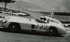 Image 18/20 de Mercedes-Benz 300 SLR Junior (2005)