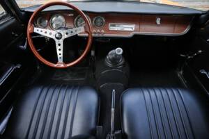 Image 36/38 of Alfa Romeo Giulia GT 1300 Junior (1968)