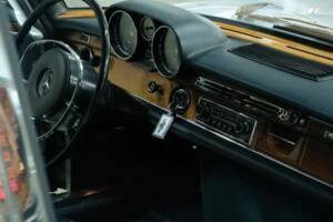 Image 45/50 of Mercedes-Benz 300 SEL 3.5 (1972)