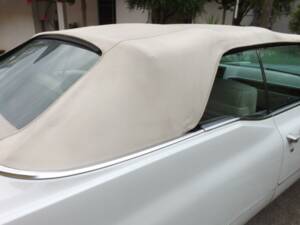 Immagine 41/50 di Cadillac DeVille Convertible (1969)
