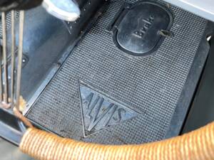 Image 13/13 de Alvis 12 / 70 (1939)