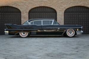 Imagen 9/50 de Cadillac 62 Sedan DeVille (1958)
