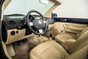 Image 11/50 de Volkswagen New Beetle 1.6 (2004)