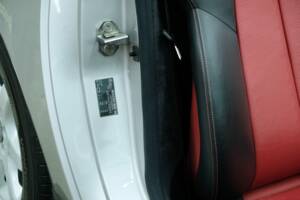 Immagine 15/50 di Mercedes-Benz SLK 230 Kompressor (1996)