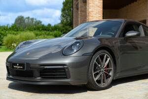 Afbeelding 13/50 van Porsche 911 Carrera 4S (2019)