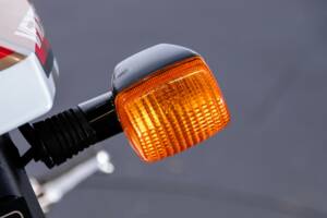 Bild 41/50 von Honda VFR 750R RC 30 (1988)