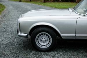 Image 34/35 of Mercedes-Benz 280 SL (1969)