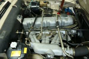 Image 41/50 of Mercedes-Benz 230 SL (1967)