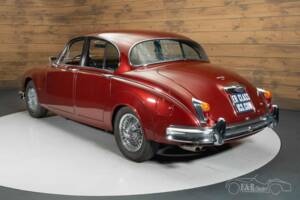 Image 14/19 de Jaguar Mk II 3.8 (1964)