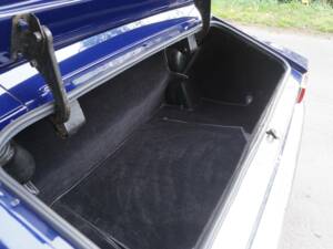 Imagen 19/20 de Aston Martin V8 (1974)