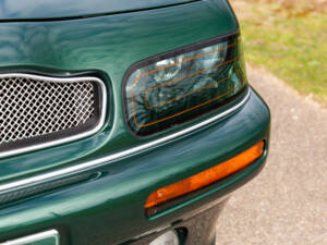 Imagen 70/80 de Aston Martin V8 Coupé (1996)