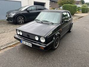Image 76/78 de Volkswagen Golf Mk I Convertible 1.8 (1989)