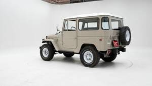 Image 4/15 of Toyota Land Cruiser FJ 40 (1972)