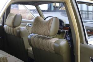 Bild 49/76 von Mercedes-Benz 280 SE (1977)