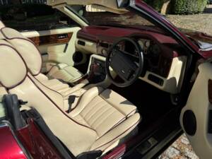 Afbeelding 37/54 van Aston Martin Virage Volante (1996)