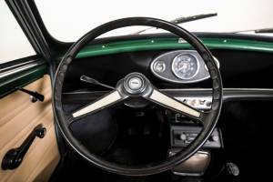 Image 19/50 of Mini 850 (1974)