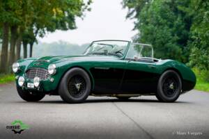 Image 42/59 of Austin-Healey 100&#x2F;6 (BN6) (1958)
