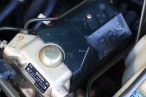 Image 17/50 of Mercedes-Benz E 220 (1994)