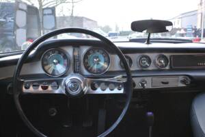 Image 8/17 of Volvo 1800 S (1964)