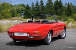 Image 12/44 of Alfa Romeo 1750 Spider Veloce (1969)
