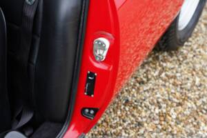 Image 39/50 of De Tomaso Pantera (1972)