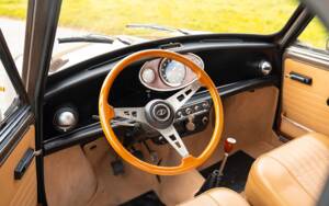 Immagine 28/36 di Innocenti Mini 1001 Export (1972)