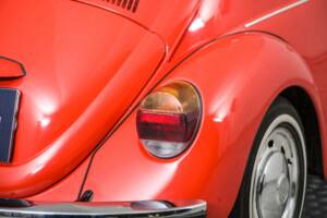 Image 29/50 of Volkswagen Beetle 1200 "Jeans Bug" (1983)