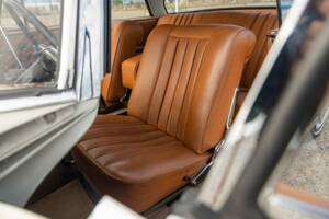 Afbeelding 8/13 van Mercedes-Benz 300 SE (1963)