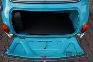 Image 19/50 of Austin Seven (1964)