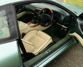 Bild 4/7 von Aston Martin DB 7 Vantage (2000)