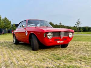 Imagen 32/51 de Alfa Romeo Giulia GTA 1300 Junior (1968)