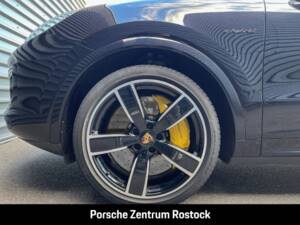 Imagen 28/31 de Porsche Cayenne Turbo S E-Hybrid (2020)