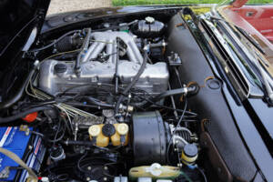 Image 10/50 de Mercedes-Benz 280 SL (1969)