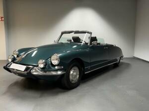Immagine 1/15 di Citroën DS 21 (1969)