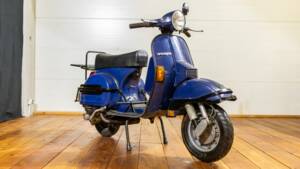 Image 2/10 de Piaggio Vespa PX 200 E (1978)