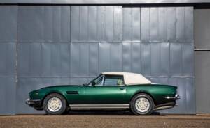 Image 10/20 of Aston Martin V8 (1981)