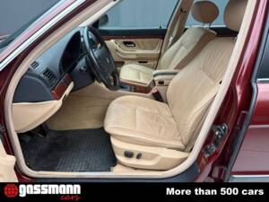 Obraz 9/15 pojazdu BMW 735i (2000)