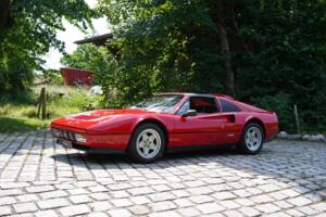 Bild 10/12 von Ferrari 328 GTS (1988)