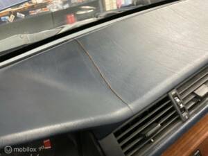 Bild 48/50 von Mercedes-Benz 300 E (1986)