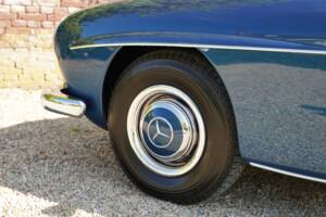 Imagen 28/50 de Mercedes-Benz 190 SL (1960)