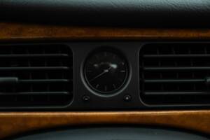Image 47/50 de Jaguar XJ 8 Sovereign (1997)