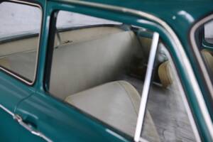 Bild 24/38 von NSU Prinz 4 L (1971)