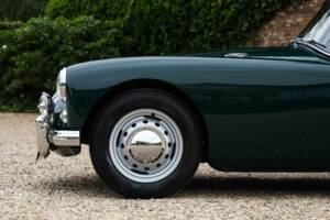 Image 12/50 de MG MGA 1500 (1958)