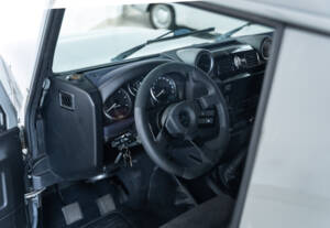 Bild 7/31 von Land Rover Defender 90 TD4 (2008)