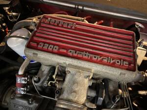 Afbeelding 36/41 van Ferrari 328 GTS (1989)